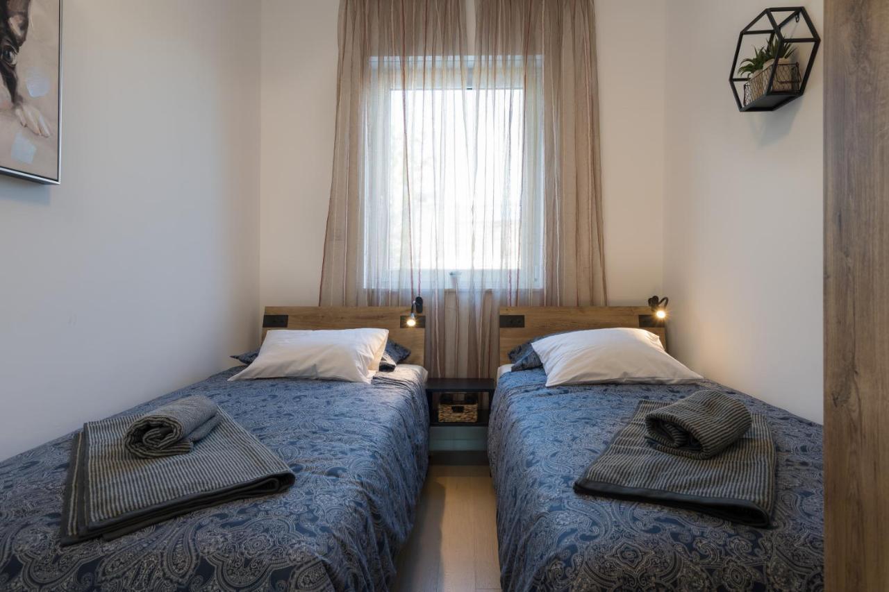 Apartman Ivan Krk Krk Town Exterior foto
